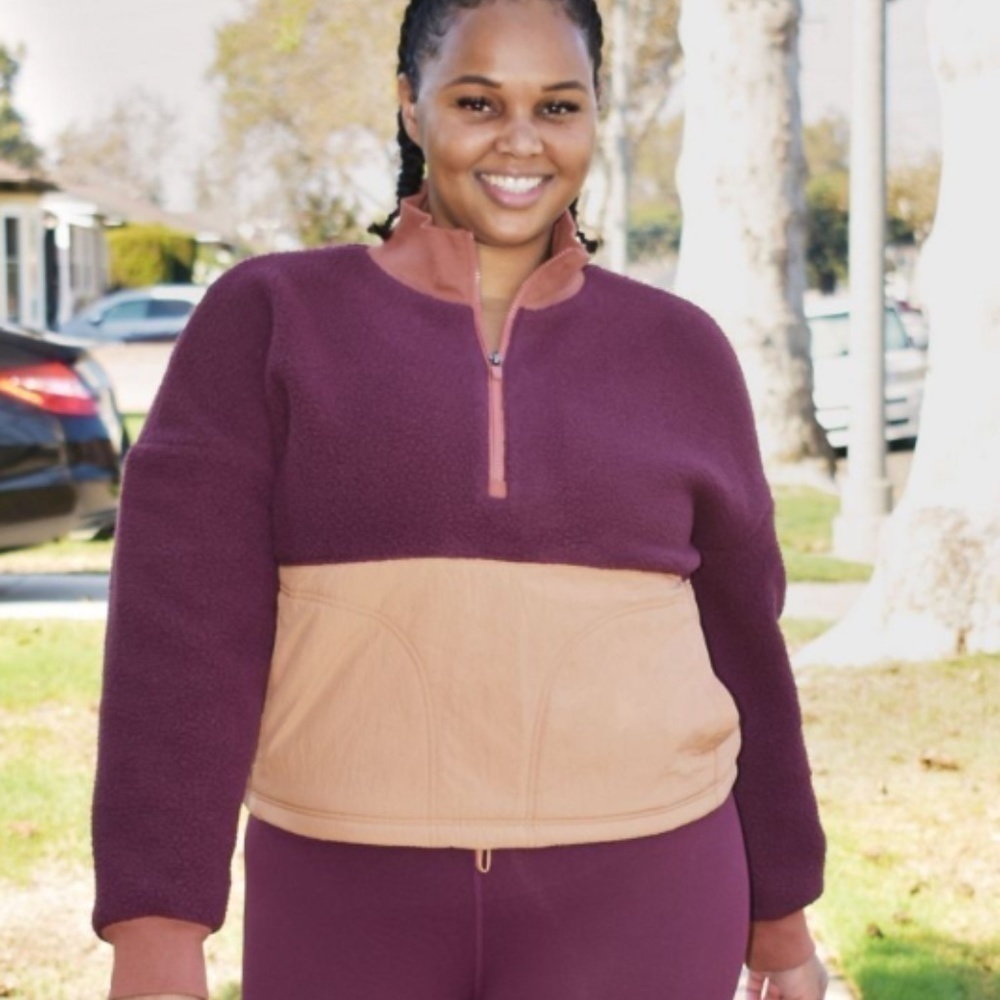 Fabletics Mallory fleece pull over burgundy, mahogany, drift escape size XXL